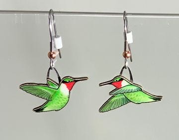 Ruby-throated Hummingbird Jabebo Earrings